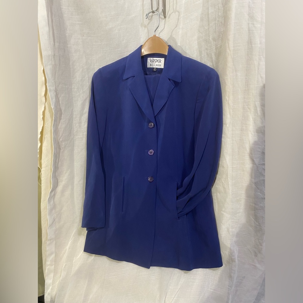 VINTAGE KASPER 100% SILK 8